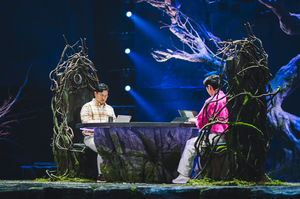 영웅의 죽음까지 맞히기 놀이…'운명전쟁49' 도 넘었나 "기본적 동의 구…