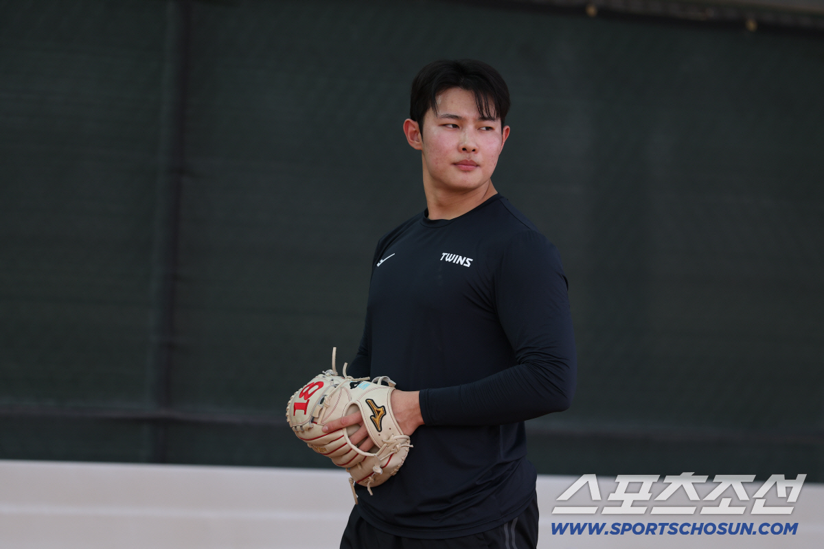 '1군 살아남기' 달성한 157km 1라운드 신인 →올해 3가지 목표. …