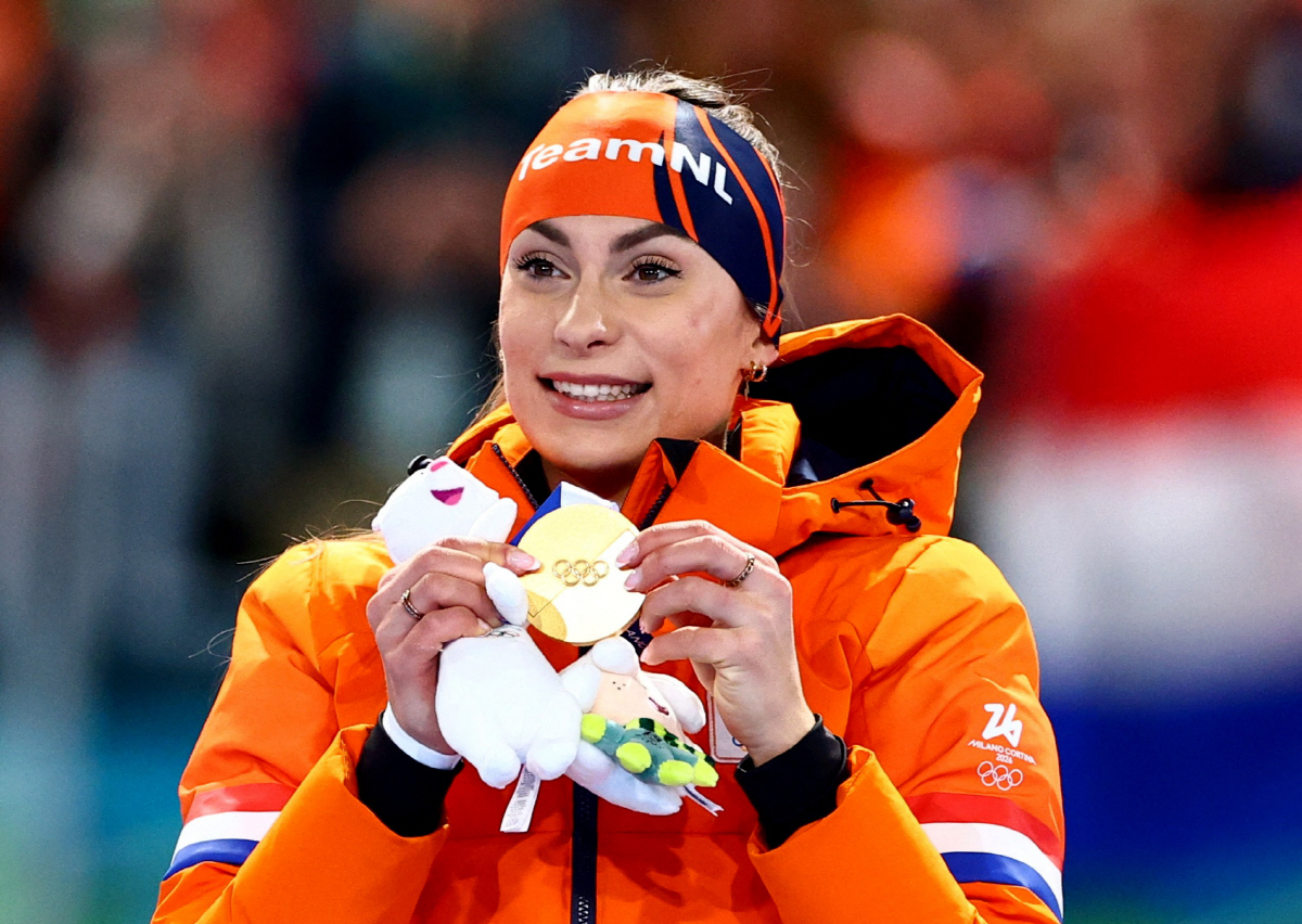 "남친 얘기에 왜 니들이 난리야" '성차별' 후폭풍! 논란 감싼 콕의 '…