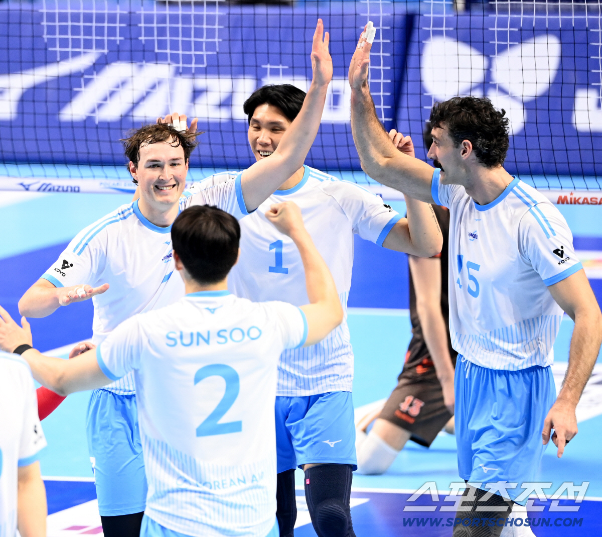 '미운오리' 그선수 맞아? → 알고보니 비밀무기…'이든 인생경기' 대한항…