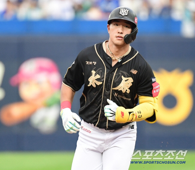 "한국의 트라웃!" 이 정도 찬사까지? 미국까지 홀린 '근육맨'…WBC …