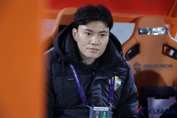 [ACLE 리뷰]'슈팅 21개→0골' 지독한 득점 불운에 눈물 흘린 울산…