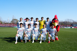 '韓 국가대표→J리그 레전드' 日 깜짝 놀란 도전, J3 이적 정성룡 