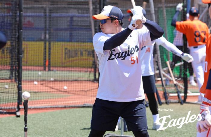 "마지막 WBC일 수도"…22세 문현빈의 '절박한 독기', 한화·대표팀 …