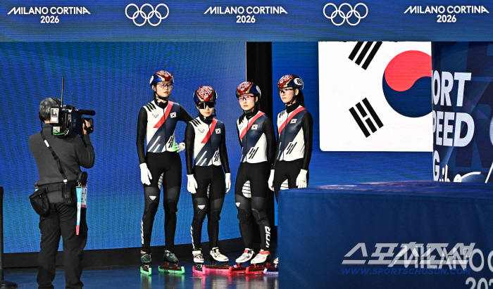 [밀라노 현장]"韓 쇼트트랙 역시 강했다!" 女 3000m 계주 미친 역전드라마, 8년만에 '金 탈환'→밀라노 첫 金 쾌거…최민정 한국인 최다메달 타이 '역사'