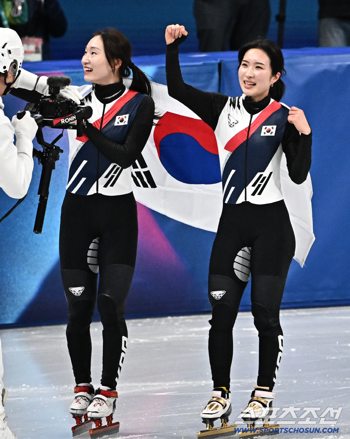 "제가 해냈어요" 억까 딛고 '기쁨의 눈물' 흘린 '新 쇼트트랙 여제' …