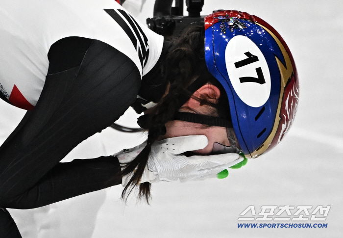 "잘 버티고 이겨냈다" 심석희, "나한테 너무 큰 선물" 이소연, "각자 자리에서 침착하게" 노도희...함께 만들어낸 쇼트트랙 첫 金[밀라노 현장]