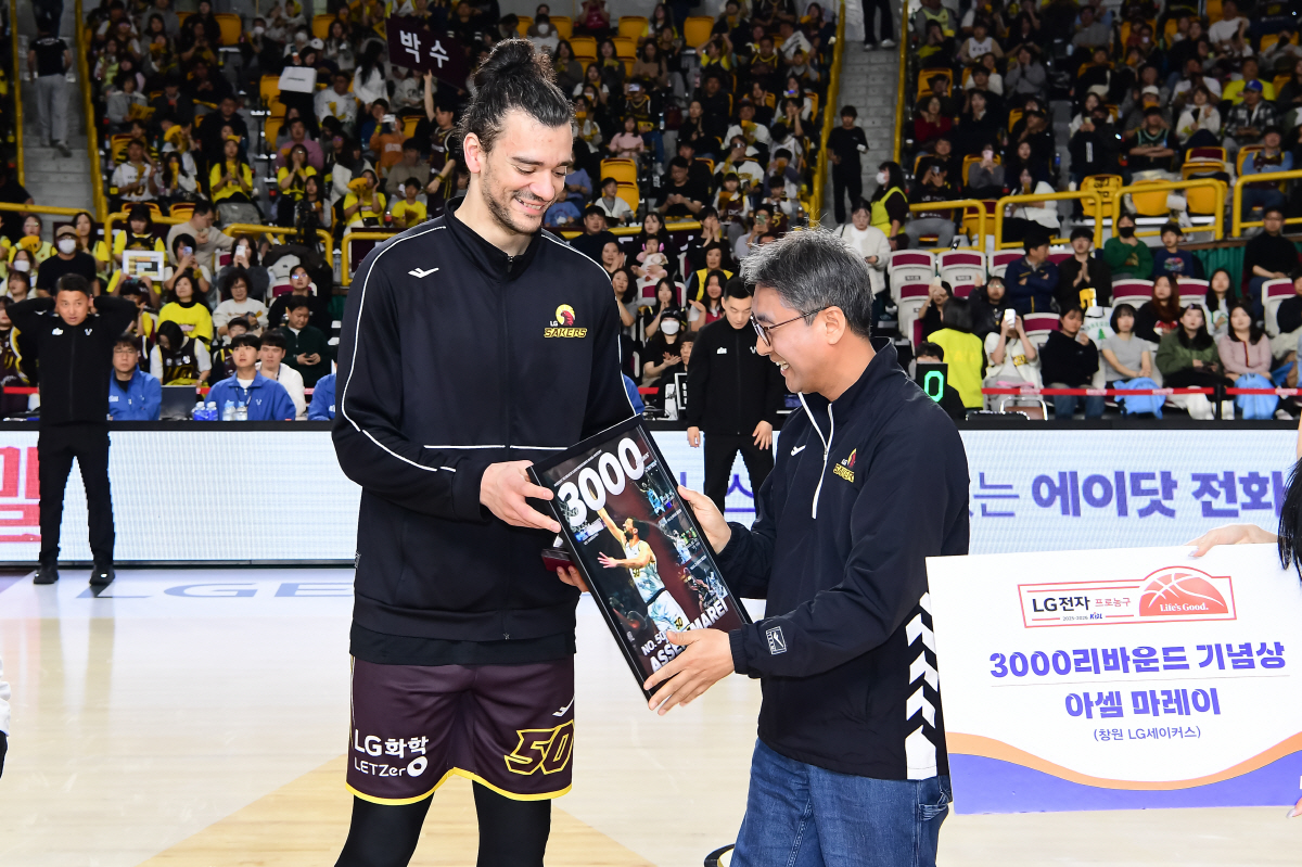 '연패? 마레이 앞에서 하지마래이'LG, 연패 회피의 달인 비결은?…위기…