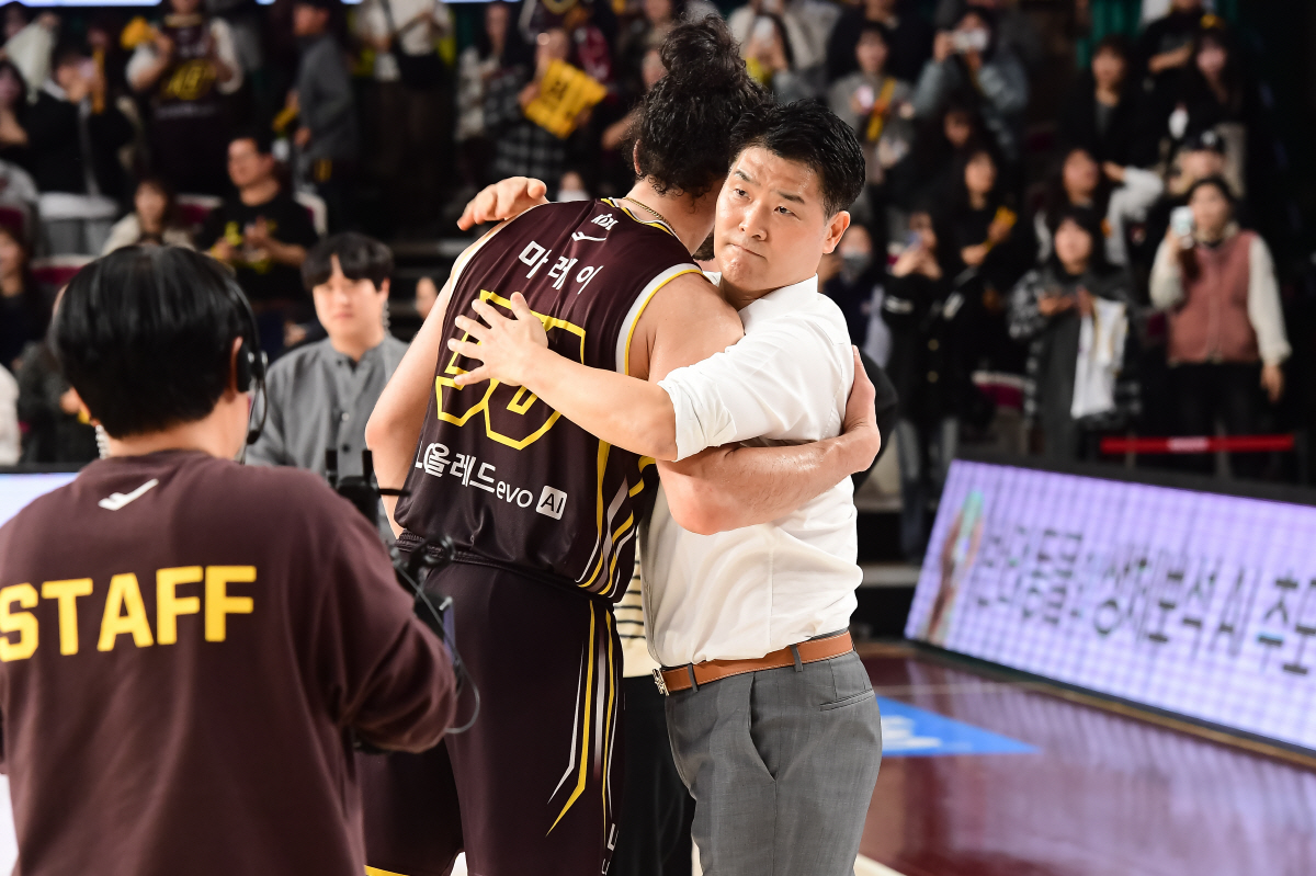 '연패? 마레이 앞에서 하지마래이'LG, 연패 회피의 달인 비결은?…위기…