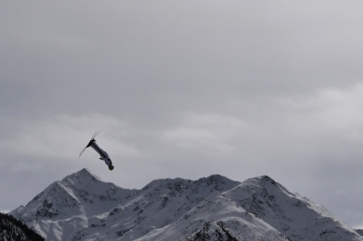 또 리비뇨 폭설입니다...이승훈-문희성 출전, 프리스타일 스키 하프파이프…