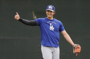 '3477억 동료가 타석에' 오타니 올해도 엄청난 일 예고, 