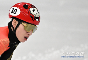 中 폭발! 린샤오쥔 '노메달' 탈락에 