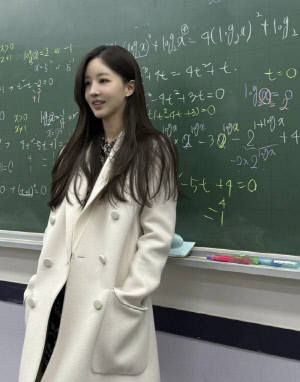 '류시원♥' 이아영, 연예계 진출 제의에 입 열었다 