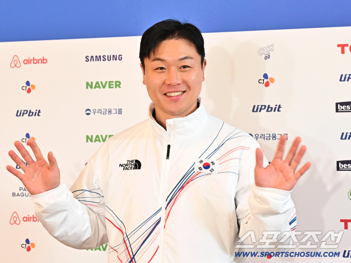 "'유승민 회장 성공 사례' 벤치마킹"→"신발 대신 무릎 닳아"...진정…