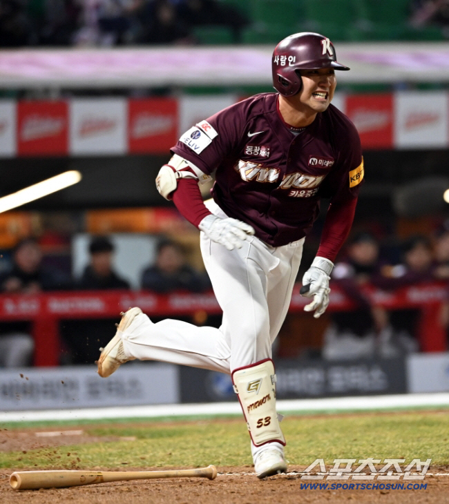 아직 벗지 못한 KIA 바람막이.. 키움 방출 → KIA 방출 → 남 탓…