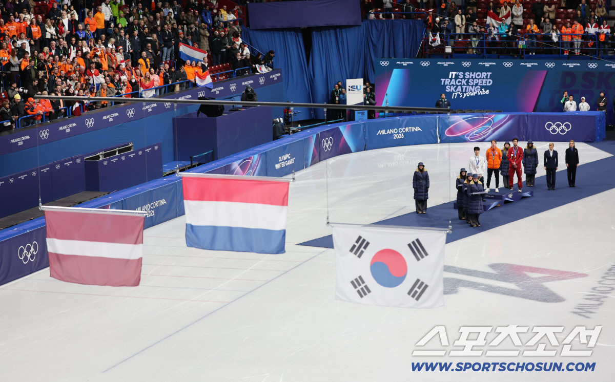 [공식발표]"죄송합니다, 정말 죄송합니다" 대국민 사과 완료, 韓 잘못된…