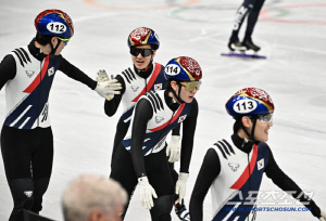 '토리노 환상 추월' 20년 만에 다시 이탈리아...韓 남자 쇼트트랙 자존심 지킬 계주, 비장의 무기 이정민 