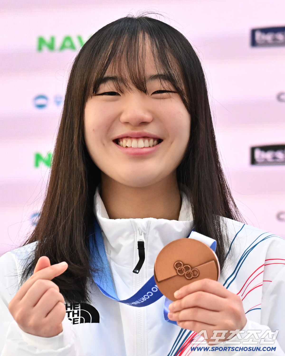 "울면서 그만두자고 했어요" '골절 부상' 유승은, 딸의 투혼 지켜봤던 …