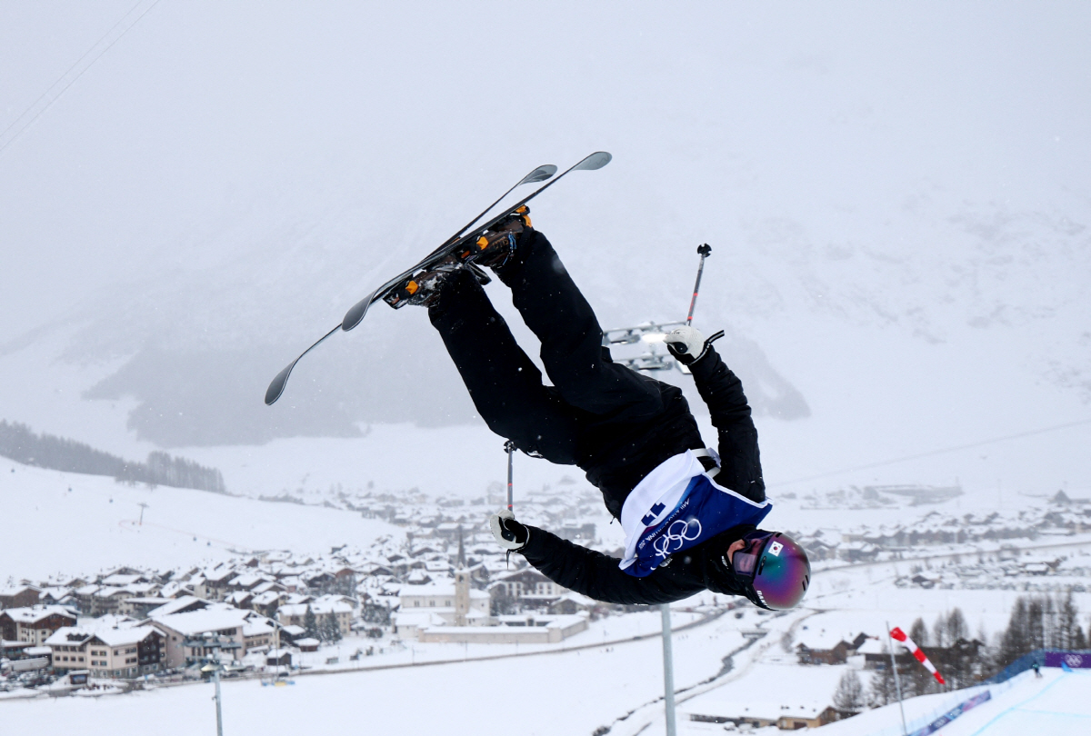 '아...이승훈, 비장의 1800도 도전中 무릎인대 부상' 결국 앰뷸런스…