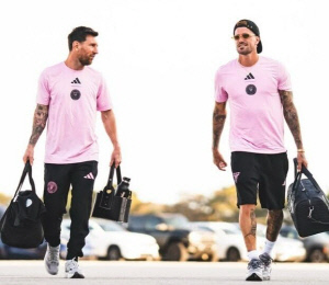 '쏘니, 딱 기다려!' 메시, LA 도착→손흥민과 7년만에 격돌...'메손대전' 완성, 미국이 들썩인다!