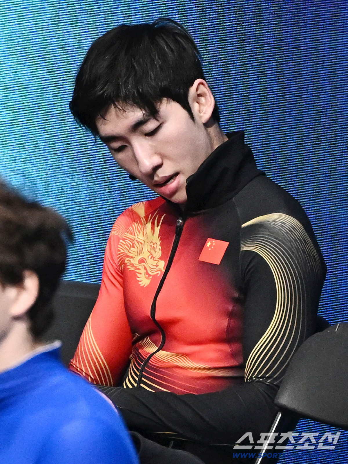 "그땐 어렸습니다" 7년 전 사건 언급한 中귀화 린샤오쥔, 밀라노 노메달…