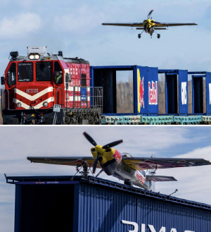 세계 최초로 '달리는 기차'에 비행기 착륙·이륙 성공