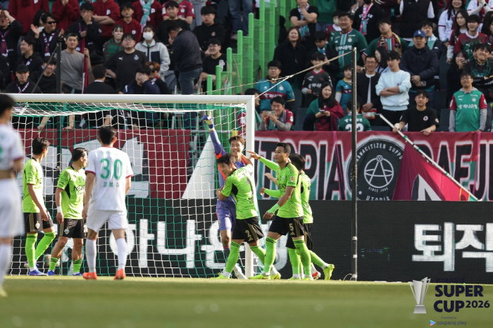 [슈퍼컵 리뷰]"정정용의 전북도 무섭다" '모따 결승골→이적생 동반 맹활…