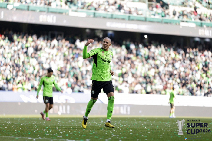 [슈퍼컵 리뷰]"정정용의 전북도 무섭다" '모따 결승골→이적생 동반 맹활…