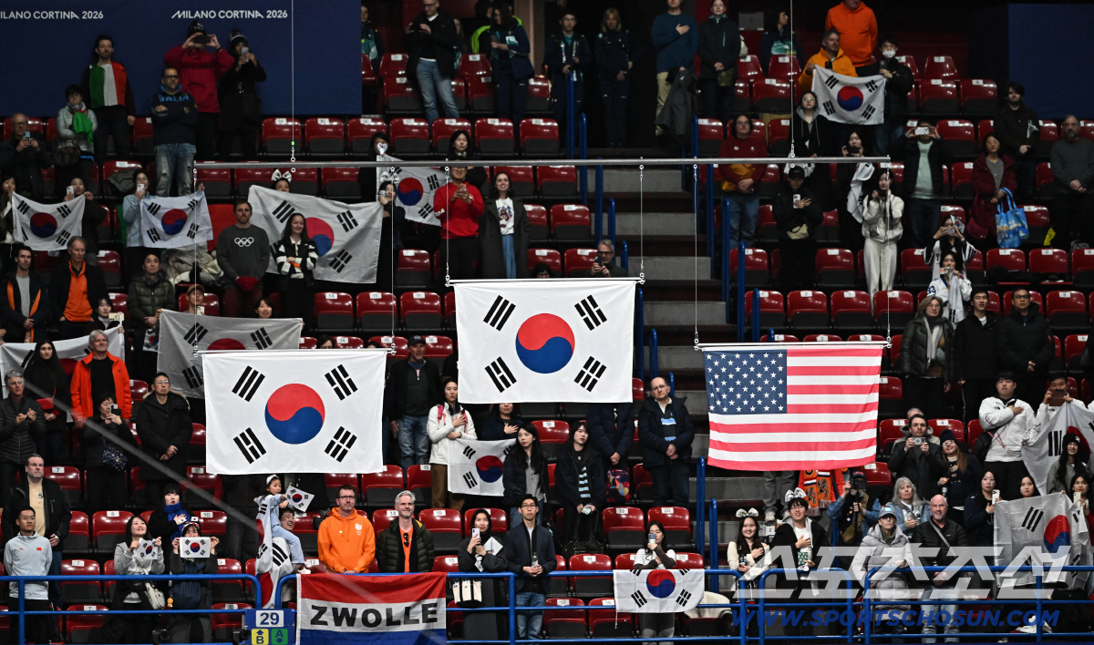 "죄송합니다, 정말 죄송합니다" 대국민 사과 이후, '불량 태극기' 없었…