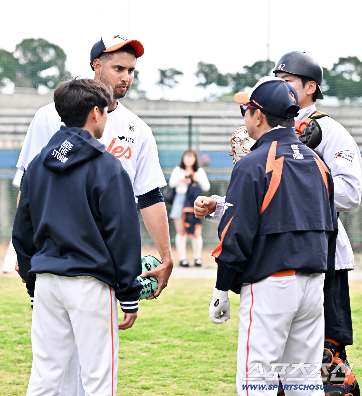 폰세·와이스 공백 지운다, 열정 보여준 에르난데스에 미소 지은 양상문 코…