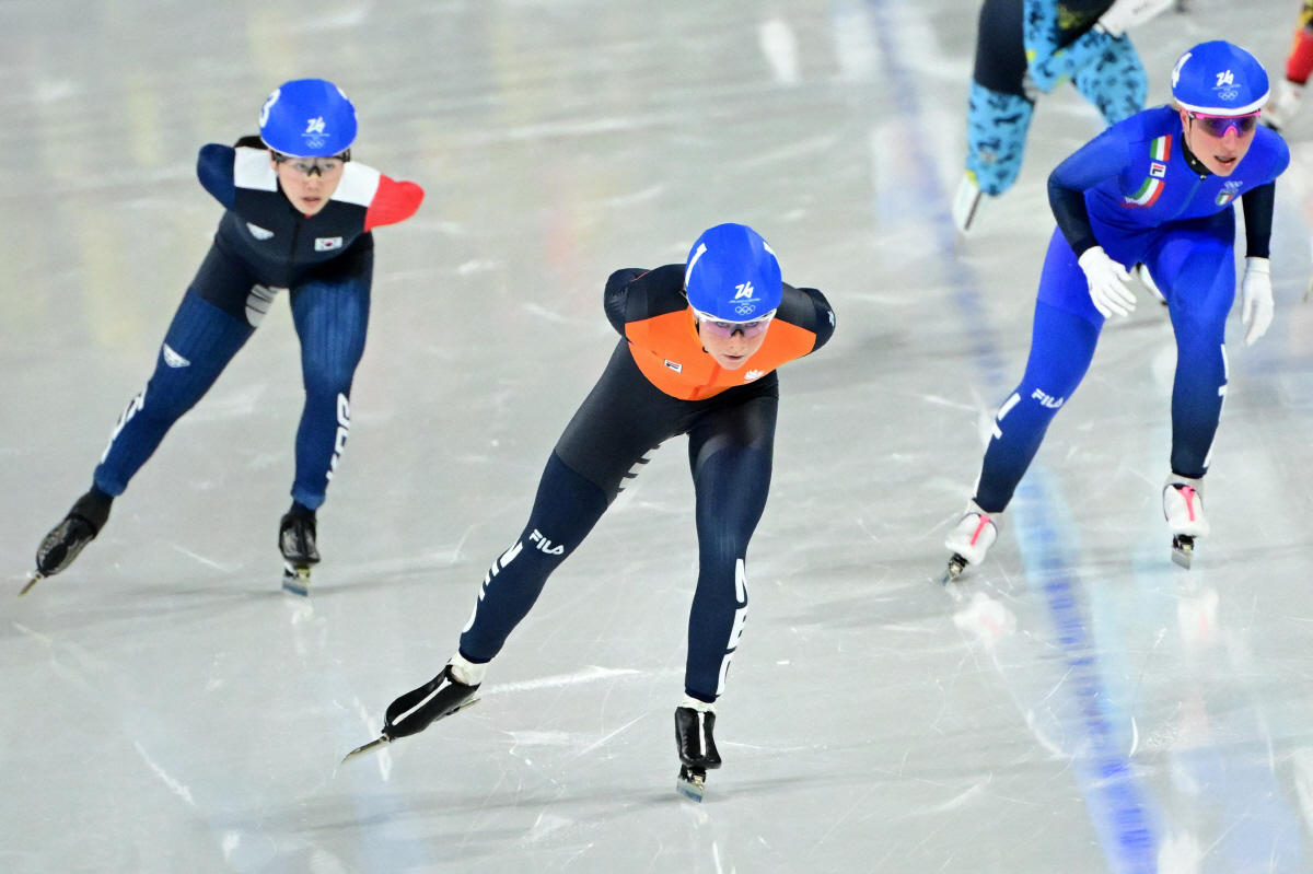 [밀라노 LIVE]"김보름 이후 8년 만의 포디움 도전" '빙속 맏언니'…