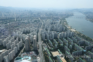 정부 압박에…강남구 아파트값 2년만에 하락 전환하나