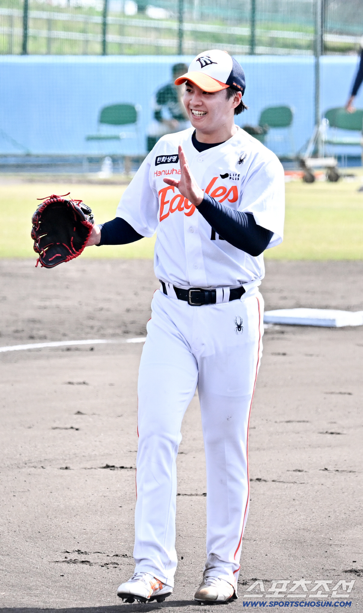 퍼펙트 류현진 앞에서도 안 밀렸다, 149㎞ 왕옌청 오키나와 첫선 강렬 …