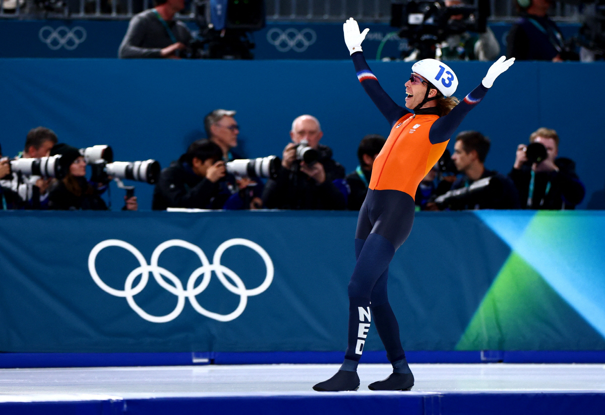 "올드 벗 골드!" '불혹의 빙속철인'베르흐스마의 기적, 매스스타트서 소…