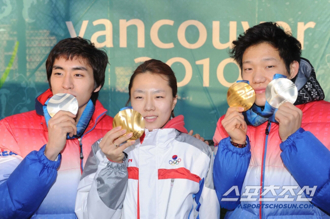 24년만의 밀라노 빙속 노메달, 어른답지 못했던 어른들의 책임... 이제…