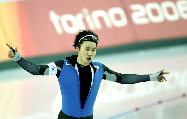 24년만의 밀라노 빙속 노메달, 어른답지 못했던 어른들의 책임... 이제…