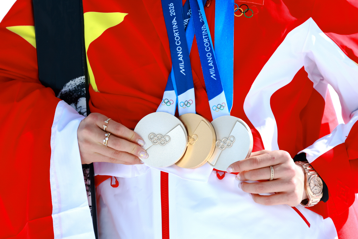 "올림픽 최다 메달! 소년,소녀가 무슨 상관" '中여제' 구아이링,하프파…