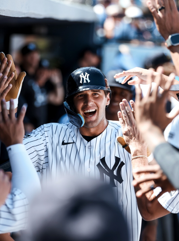 오타니보다 11㎝가 큰데 타격폼을 따라하다니...후계자 자처한 양키스 유망주, 장외포 폭발