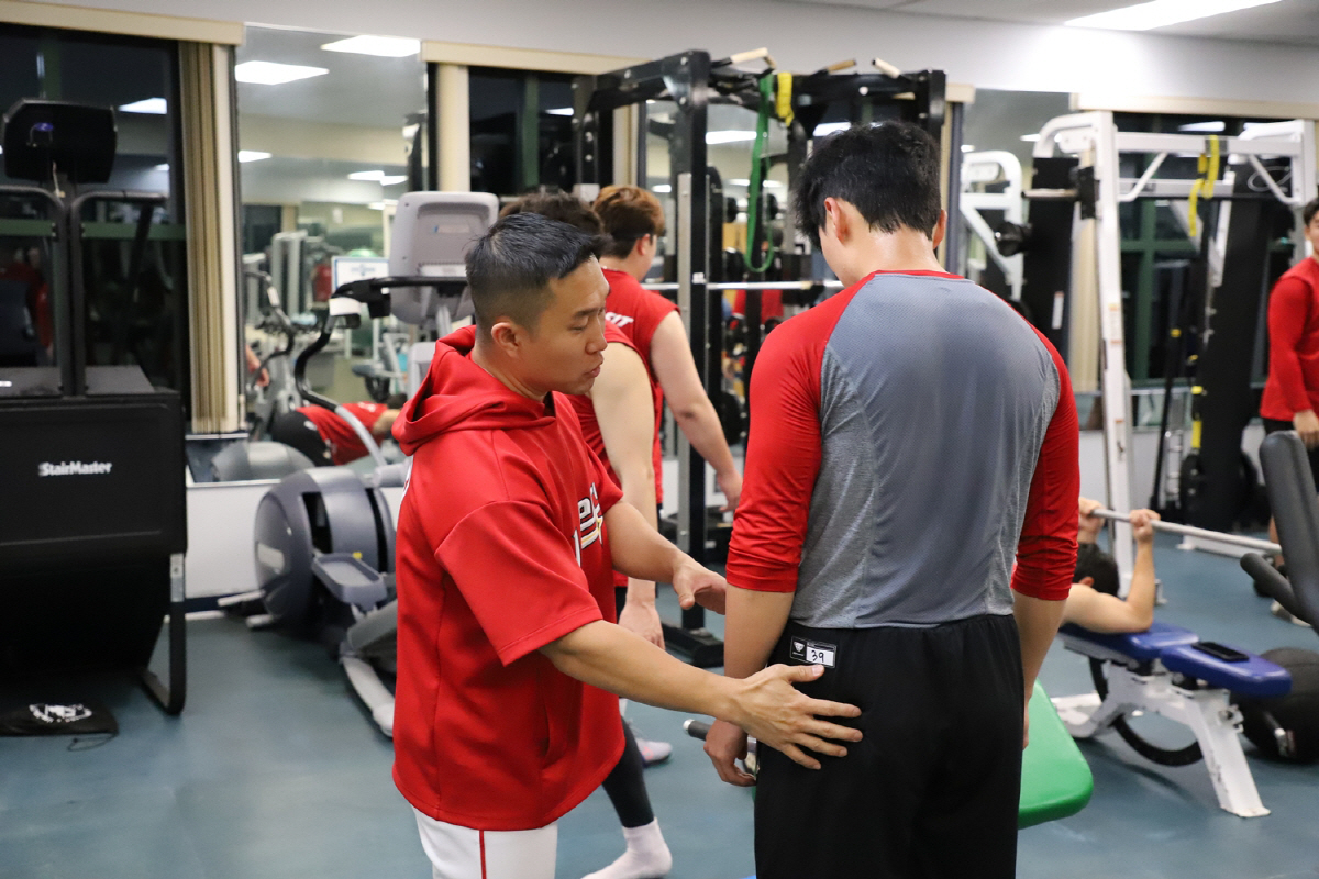 "다들 몸이 왜이렇게 좋아?" FA 영입보다 이게 진짜 투자다! 작은 변…