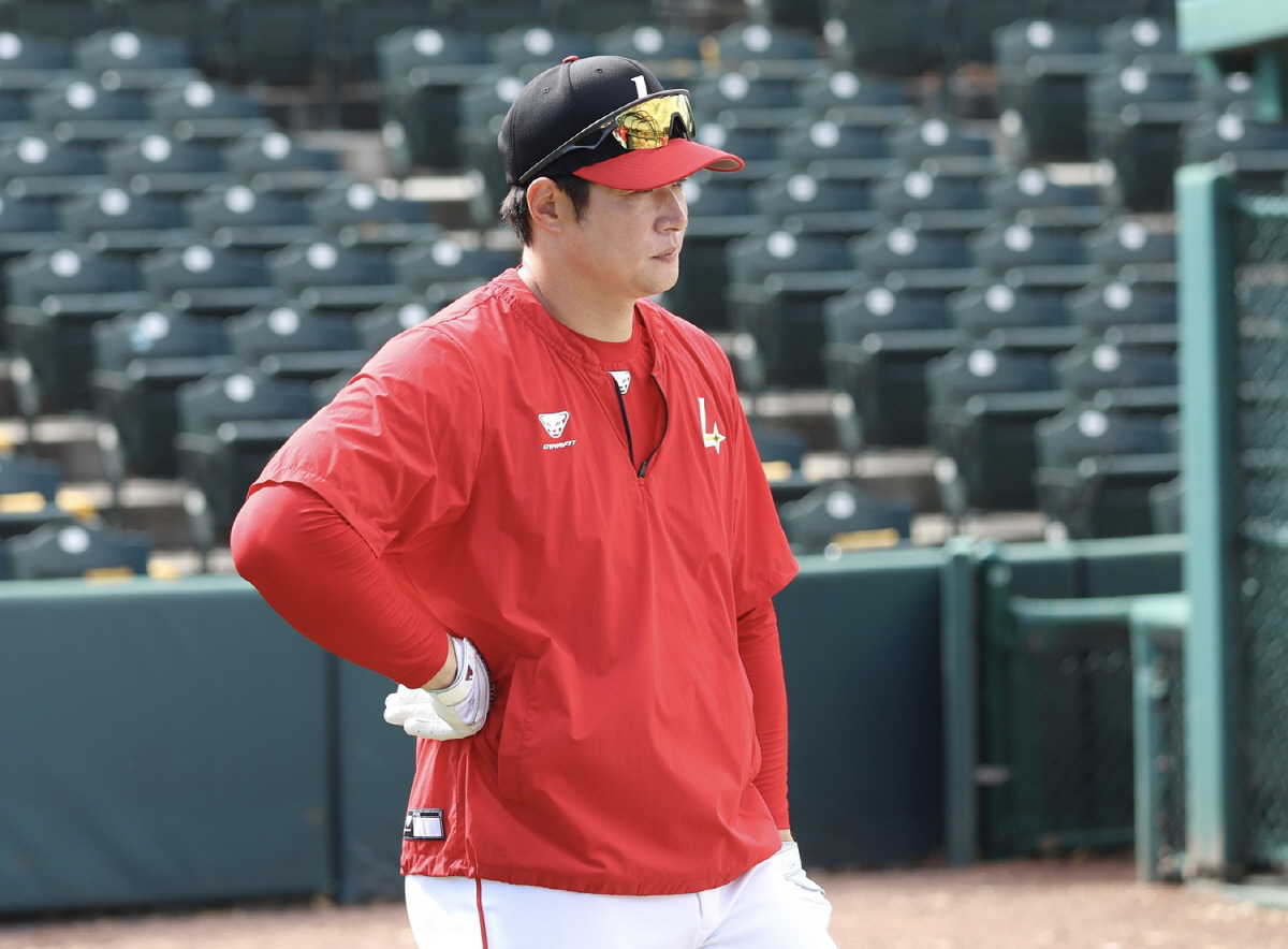 "완전 불 붙었네" 276홈런 타자 파격 영입, 22억 이상의 효과 본다