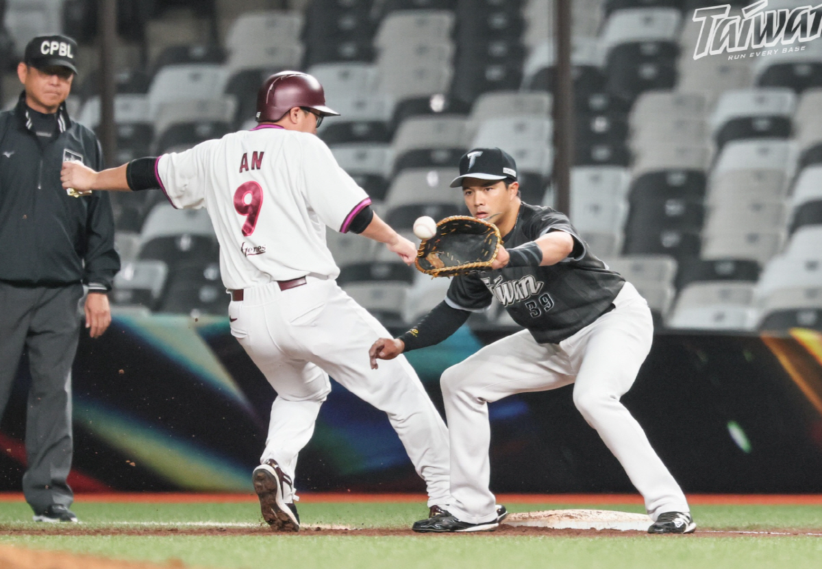'가상의 류지현호' 키움, KBO 매운 맛 증명! 대만에 13안타 '폭격…