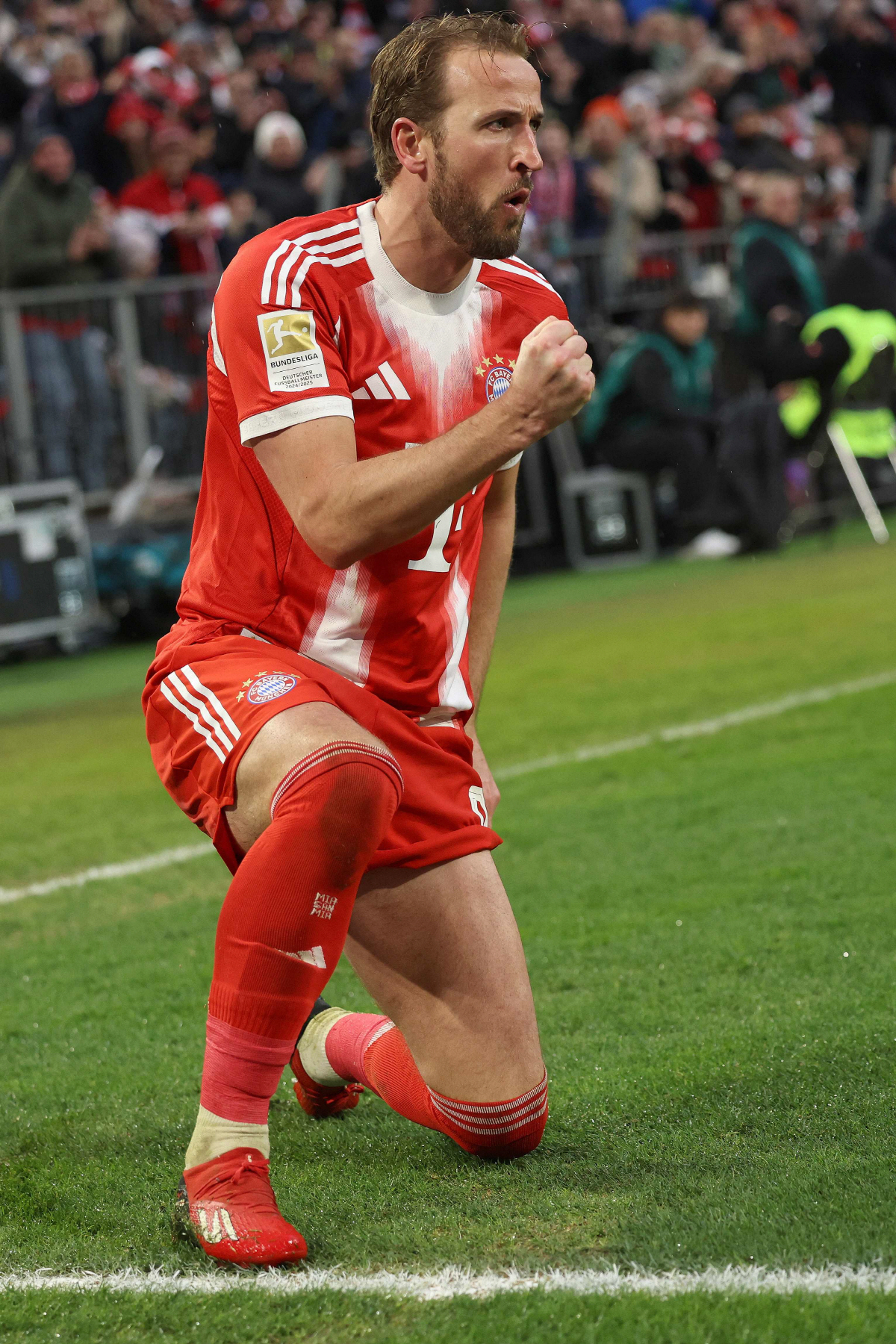 미쳤다! 해리 케인의 바르셀로나 이적? 선거용 거짓 공약일까…뮌헨 공격진…