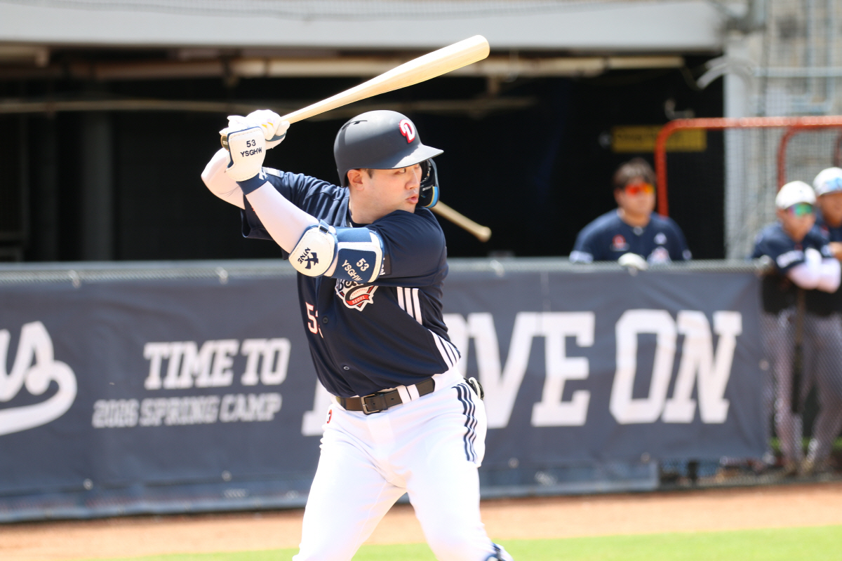 LG 선수는 단 한 명도 없었다...역사에 남을 잠실 30홈런-100타점…