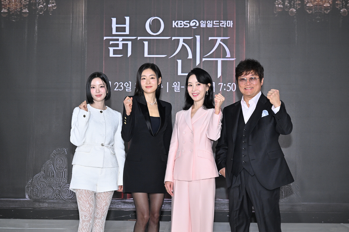 [SC현장] "자다가 가위 눌리기도"…박진희, '붉은 진주'로 강렬 복수…