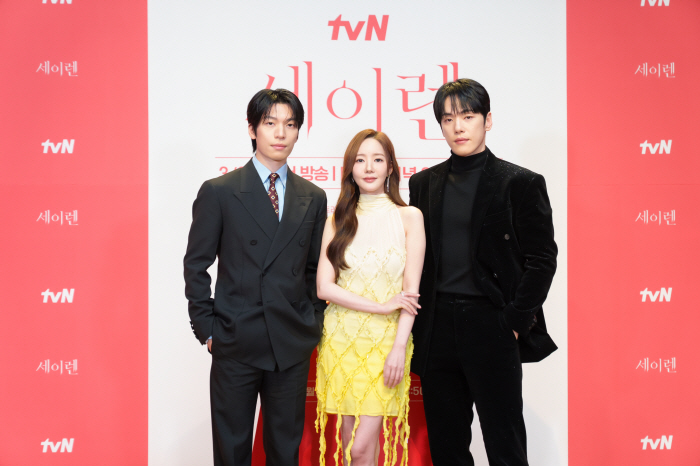[SC현장] "밥 끊고 물만 3리터씩 마셔"…'tvN의 딸' 박민영, '내남결' 이어 '세이렌' 흥행 정조준(종합)