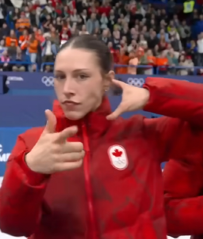 "2개의 손가락으로 멀티메달!" 장애 당당히 드러낸 캐나다 女쇼트트랙 에…