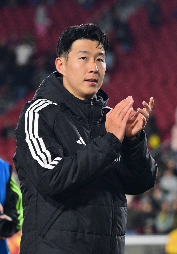 [오피셜]"韓 축구 정말 다행이다!" SON 비시즌 '0' 출전, LA FC 감독 "손흥민 두 번의 부상…이제 돌아왔고, 천천히 관리해야 한다"