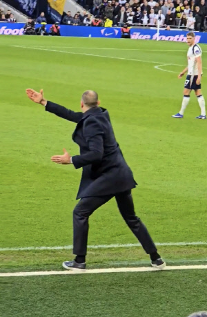 '최악이다' 손흥민 없다고! 임시 감독마저 무시→