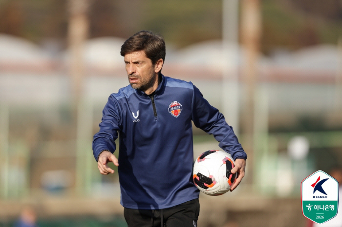 대세는 50대, 흙수저...얽히고설킨 K리그1 감독 열전[K리그 개막]