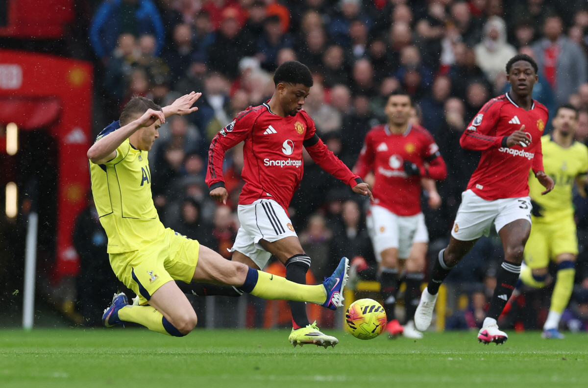 손흥민과 결별 1년 만에... 토트넘 철저히 망가졌다. 강등권 위기에 이…